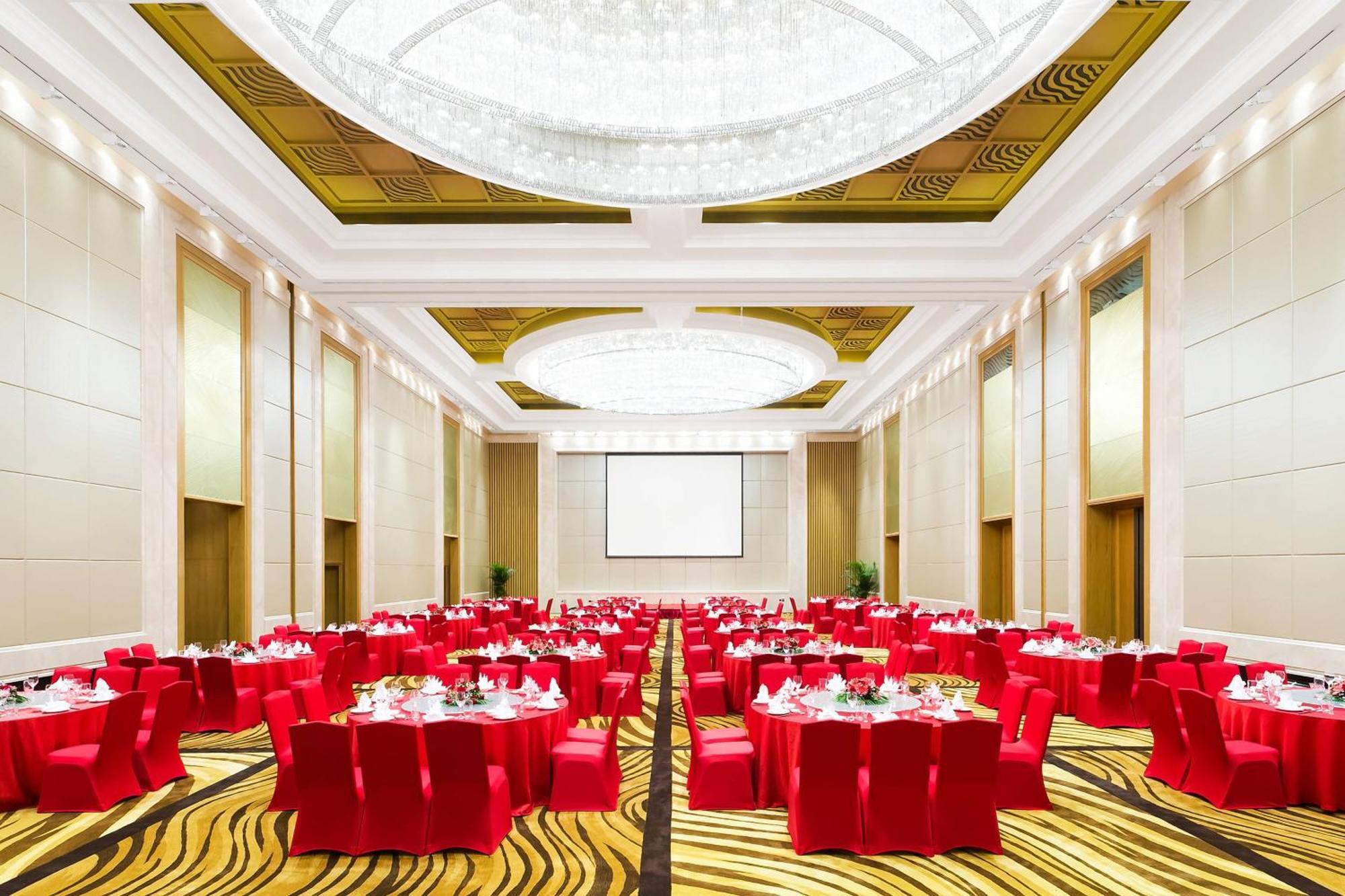 Hotel Four Points By Sheraton Hainan, 5*