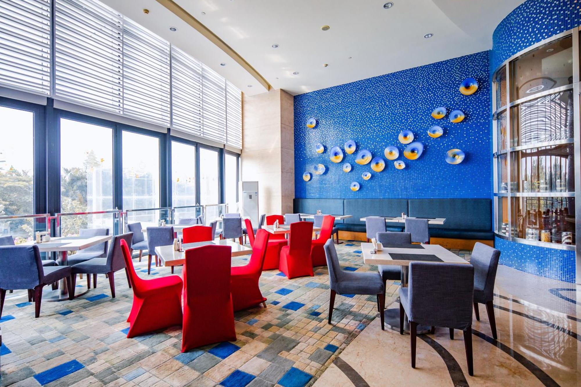 Hotel Four Points By Sheraton Hainan, 5*